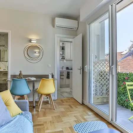 Апартаменты Maison Bianchi - 45 Berlioz *