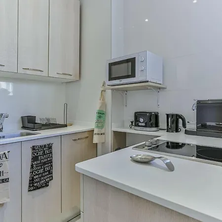 Maison Bianchi - 45 Berlioz * Ницца